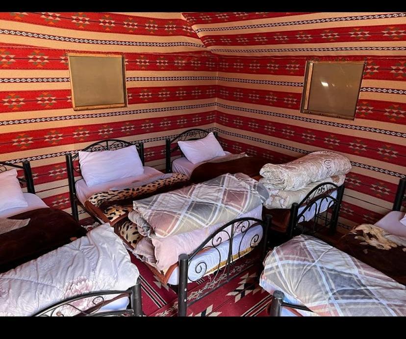 Wadi Rum Bubble Tent & Bedouin Style Екстер'єр фото